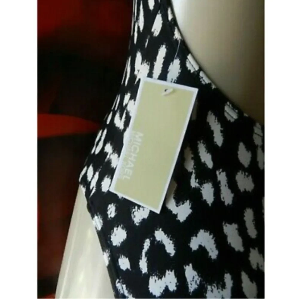 Michael Kors Sz 8 Black & White Deep One Piece